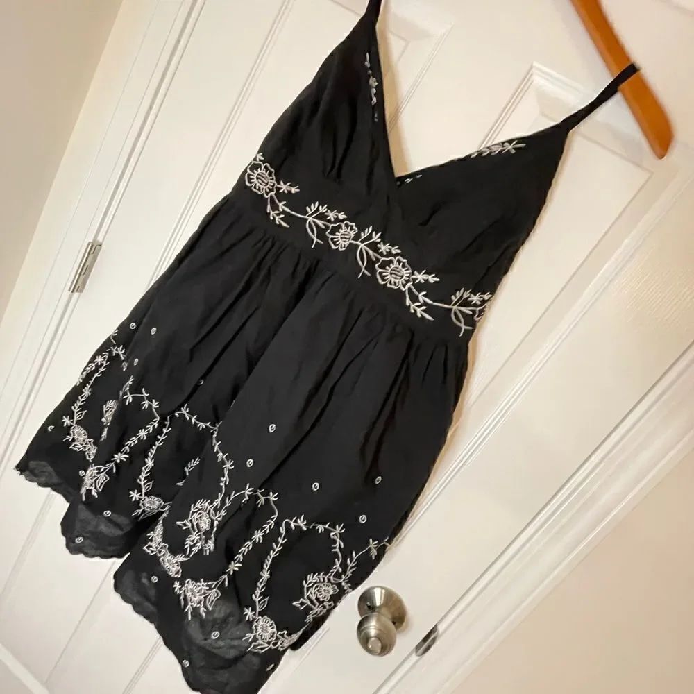Hale Bob sundress black embroidered 100% cotton Medium